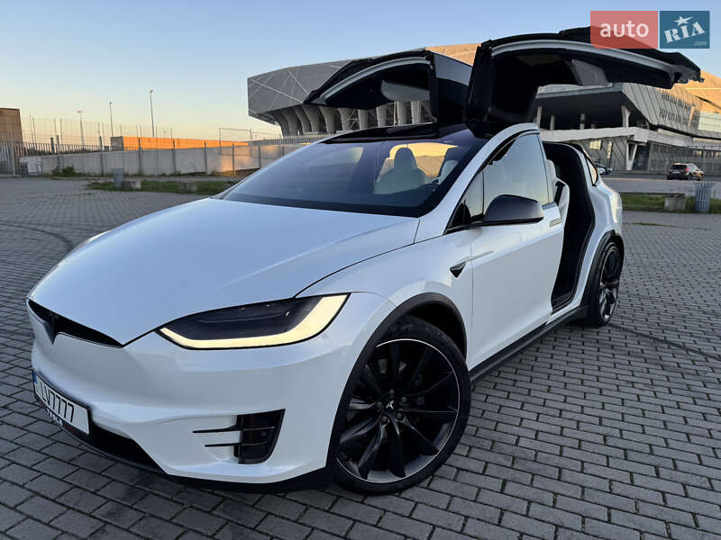 Внедорожник / Кроссовер Tesla Model X 2020 в Львове