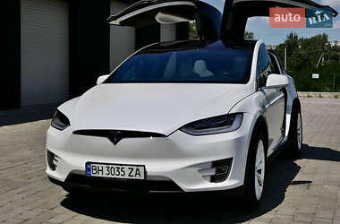 Внедорожник / Кроссовер Tesla Model X 2020 в 