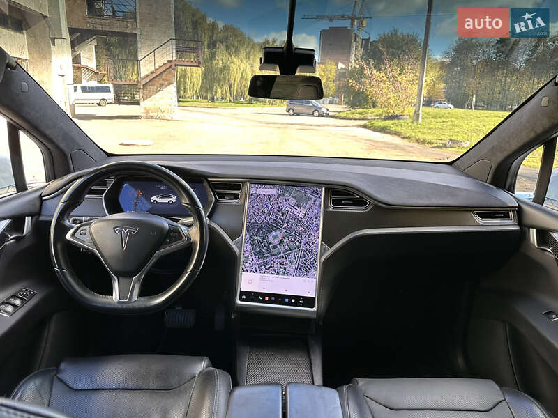Внедорожник / Кроссовер Tesla Model X 2016 в Ивано-Франковске