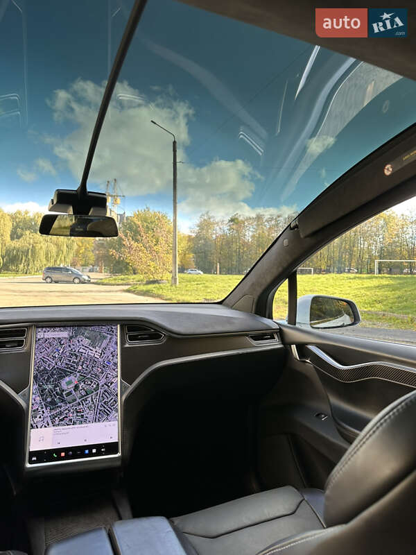 Внедорожник / Кроссовер Tesla Model X 2016 в Ивано-Франковске