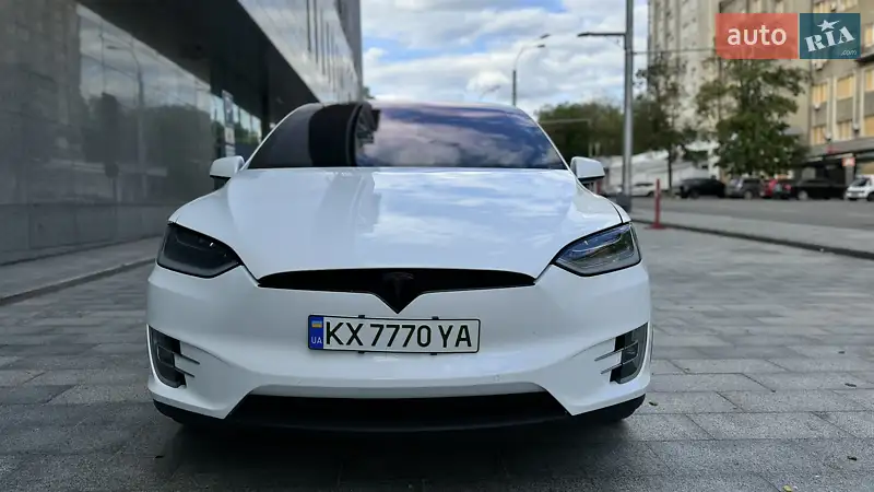 Tesla Model X