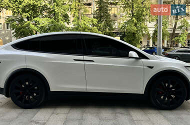 Позашляховик / Кросовер Tesla Model X 2016 в Харкові
