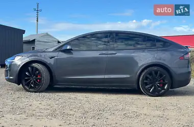 Tesla Model X 2020