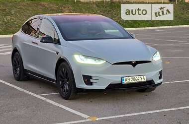 Позашляховик / Кросовер Tesla Model X 2018 в Вінниці