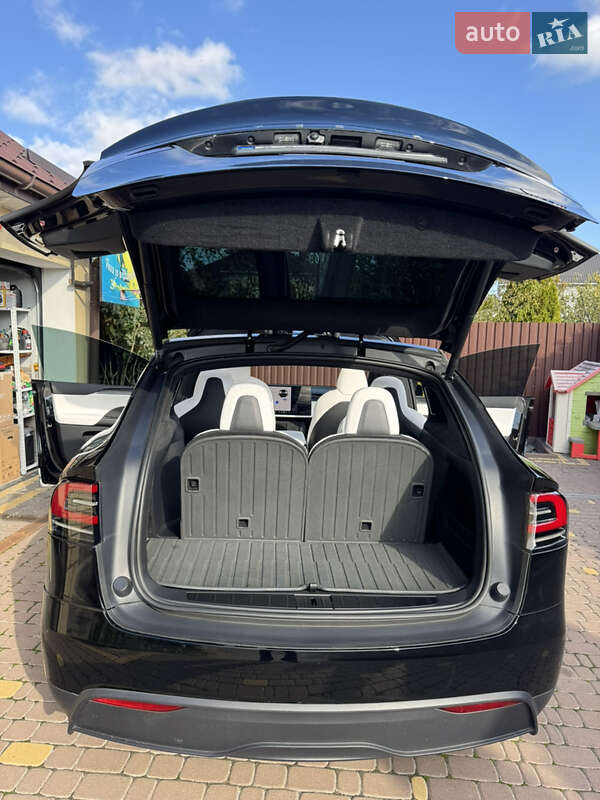 Позашляховик / Кросовер Tesla Model X 2023 в Києві