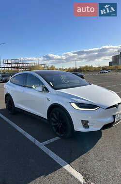 Внедорожник / Кроссовер Tesla Model X 2019 в Киеве