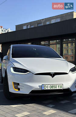 Внедорожник / Кроссовер Tesla Model X 2016 в Долине