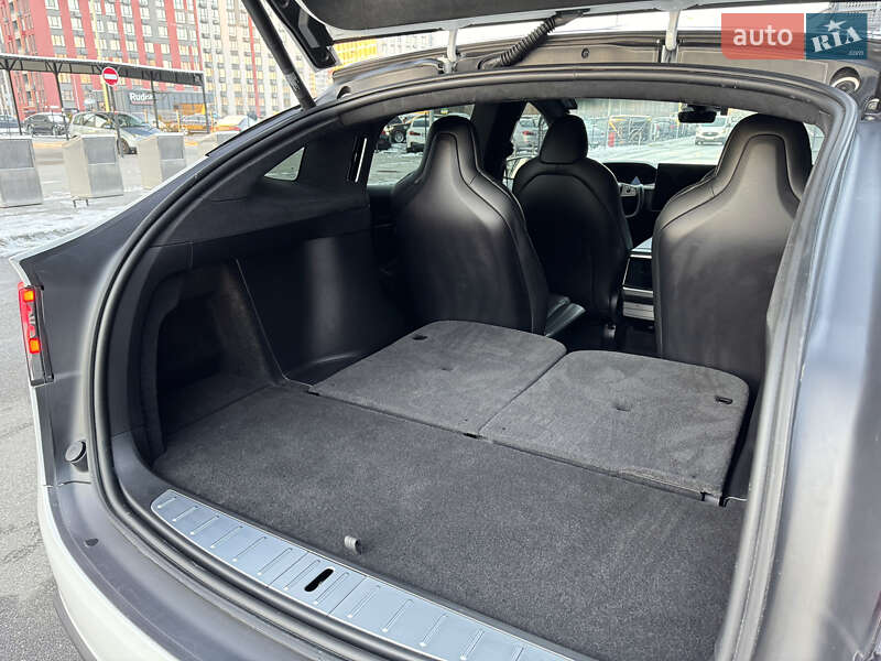 Внедорожник / Кроссовер Tesla Model X 2022 в Киеве