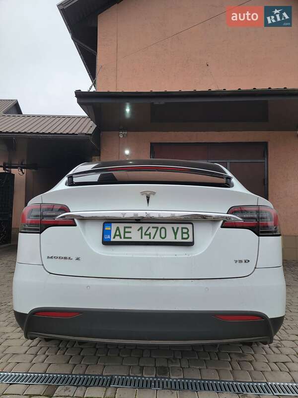 Позашляховик / Кросовер Tesla Model X 2018 в Кривому Розі фото 8 Позашляховик / Кросовер Tesla Model X 2018 в Кривому Розі
