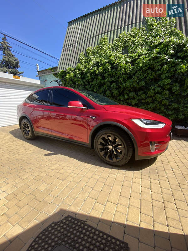 Внедорожник / Кроссовер Tesla Model X 2020 в Киеве