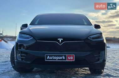 Позашляховик / Кросовер Tesla Model X 2016 в Львові