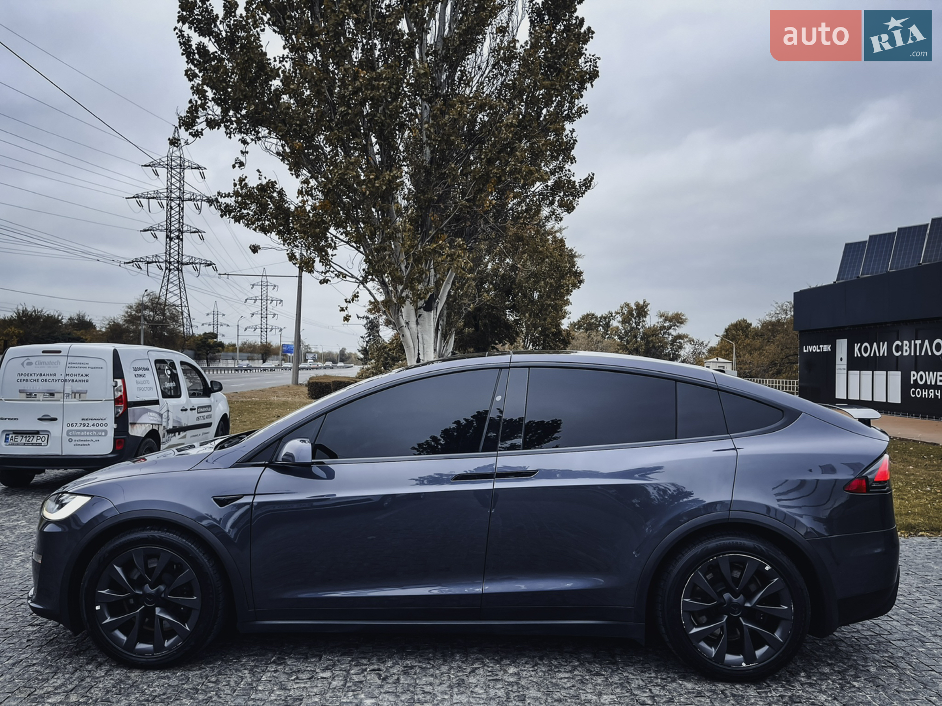 2021 Tesla Model X - мініатюра 10