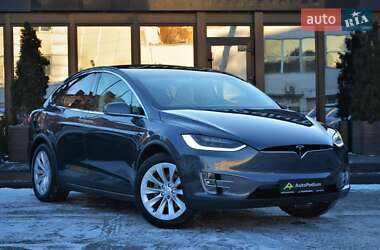 Позашляховик / Кросовер Tesla Model X 2018 в Києві