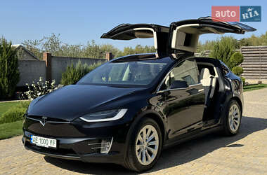 Позашляховик / Кросовер Tesla Model X 2018 в Дніпрі