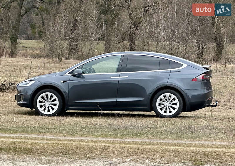 Позашляховик / Кросовер Tesla Model X 2018 в Черкасах