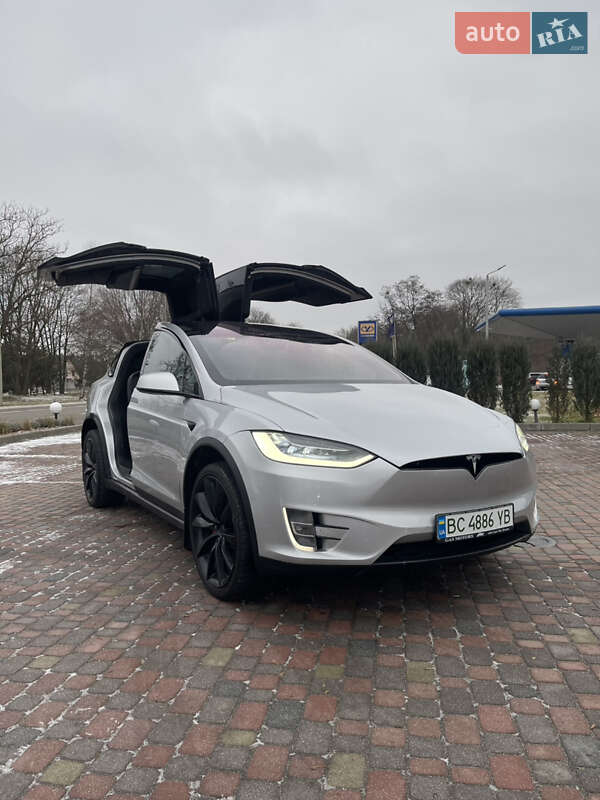 Внедорожник / Кроссовер Tesla Model X 2018 в Львове