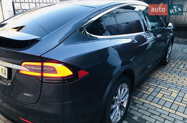 Позашляховик / Кросовер Tesla Model X 2018 в Одесі