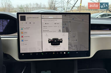 Позашляховик / Кросовер Tesla Model X 2021 в 