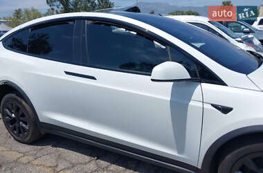 Позашляховик / Кросовер Tesla Model X 2023 в 