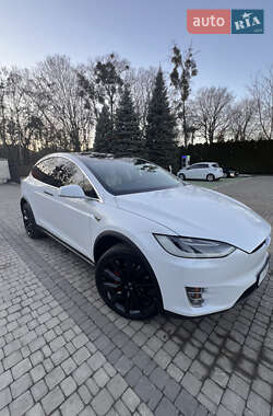 Внедорожник / Кроссовер Tesla Model X 2016 в Львове