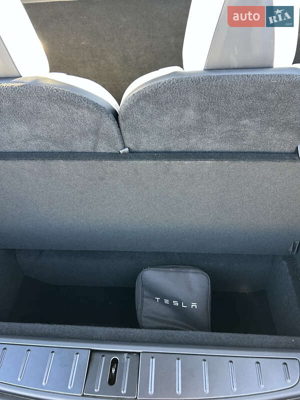 Внедорожник / Кроссовер Tesla Model X 2023 в Киеве фото 12 Внедорожник / Кроссовер Tesla Model X 2023 в Киеве