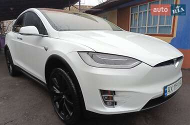 Внедорожник / Кроссовер Tesla Model X 2017 в 