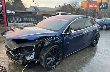 Внедорожник / Кроссовер Tesla Model X 2017 в 