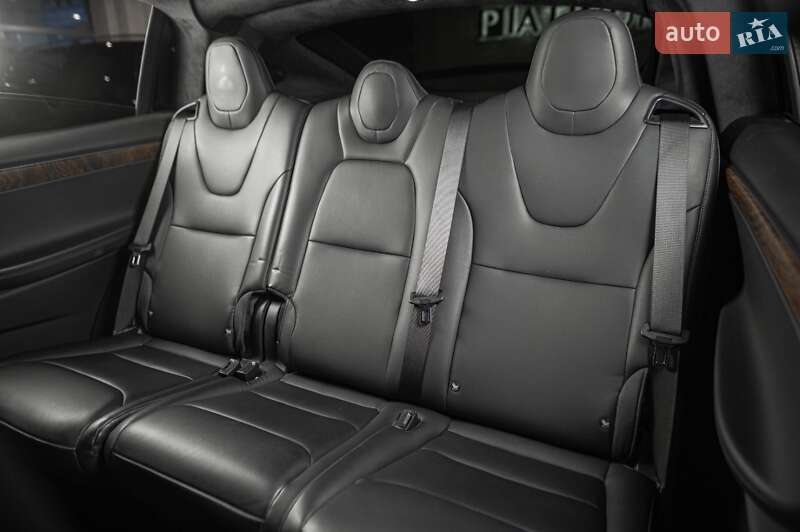 Позашляховик / Кросовер Tesla Model X 2019 в Одесі фото 41 Позашляховик / Кросовер Tesla Model X 2019 в Одесі