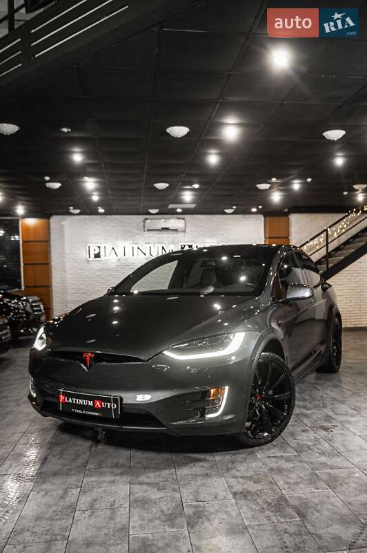 Позашляховик / Кросовер Tesla Model X 2019 в Одесі фото 2 Позашляховик / Кросовер Tesla Model X 2019 в Одесі
