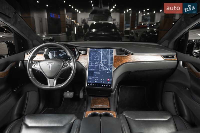 Позашляховик / Кросовер Tesla Model X 2019 в Одесі фото 27 Позашляховик / Кросовер Tesla Model X 2019 в Одесі
