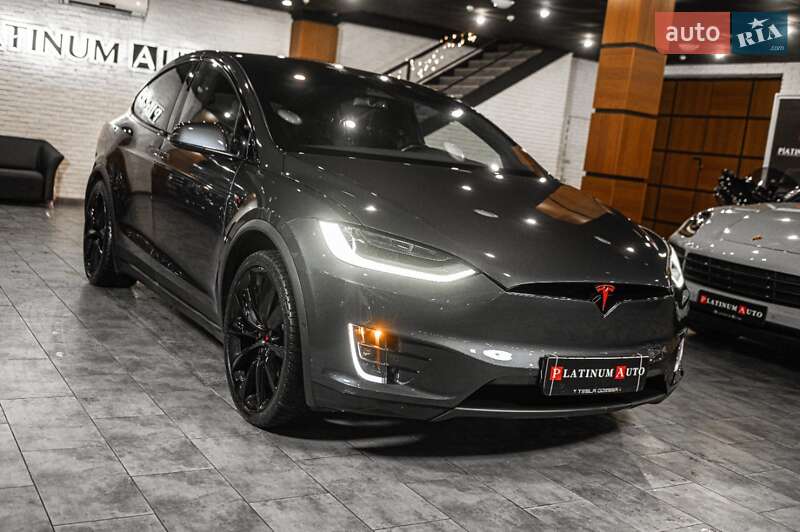 Позашляховик / Кросовер Tesla Model X 2019 в Одесі фото 17 Позашляховик / Кросовер Tesla Model X 2019 в Одесі