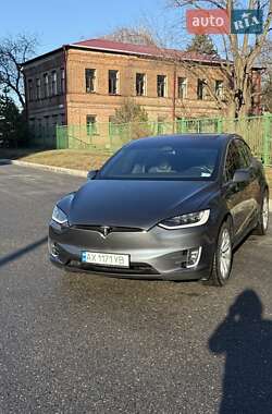 Позашляховик / Кросовер Tesla Model X 2017 в Харкові