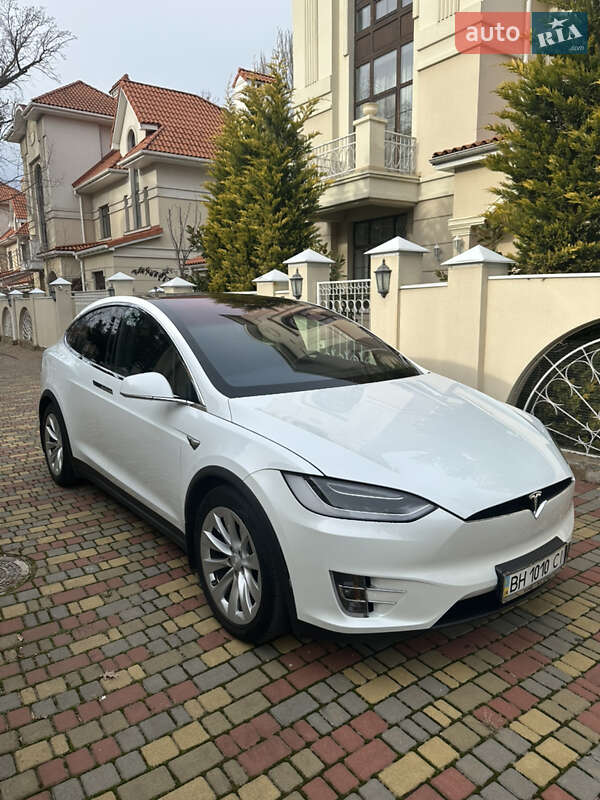 Позашляховик / Кросовер Tesla Model X 2018 в Одесі