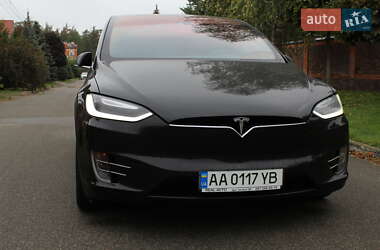 Позашляховик / Кросовер Tesla Model X 2016 в Києві