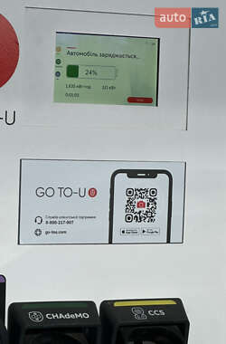 Позашляховик / Кросовер Tesla Model X 2016 в Києві