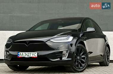 Позашляховик / Кросовер Tesla Model X 2017 в Тернополі