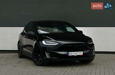 Позашляховик / Кросовер Tesla Model X 2017 в Тернополі