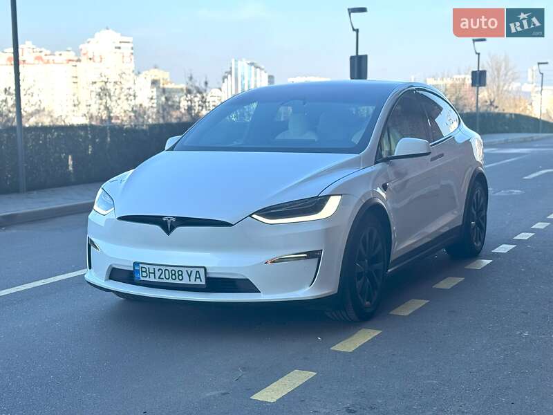 Позашляховик / Кросовер Tesla Model X 2022 в 