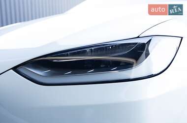 Внедорожник / Кроссовер Tesla Model X 2022 в 