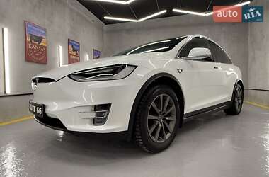 Внедорожник / Кроссовер Tesla Model X 2017 в Подольске