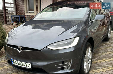 Внедорожник / Кроссовер Tesla Model X 2016 в Киеве