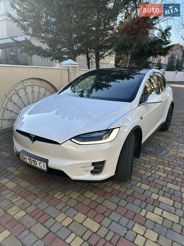 Позашляховик / Кросовер Tesla Model X 2018 в Одесі