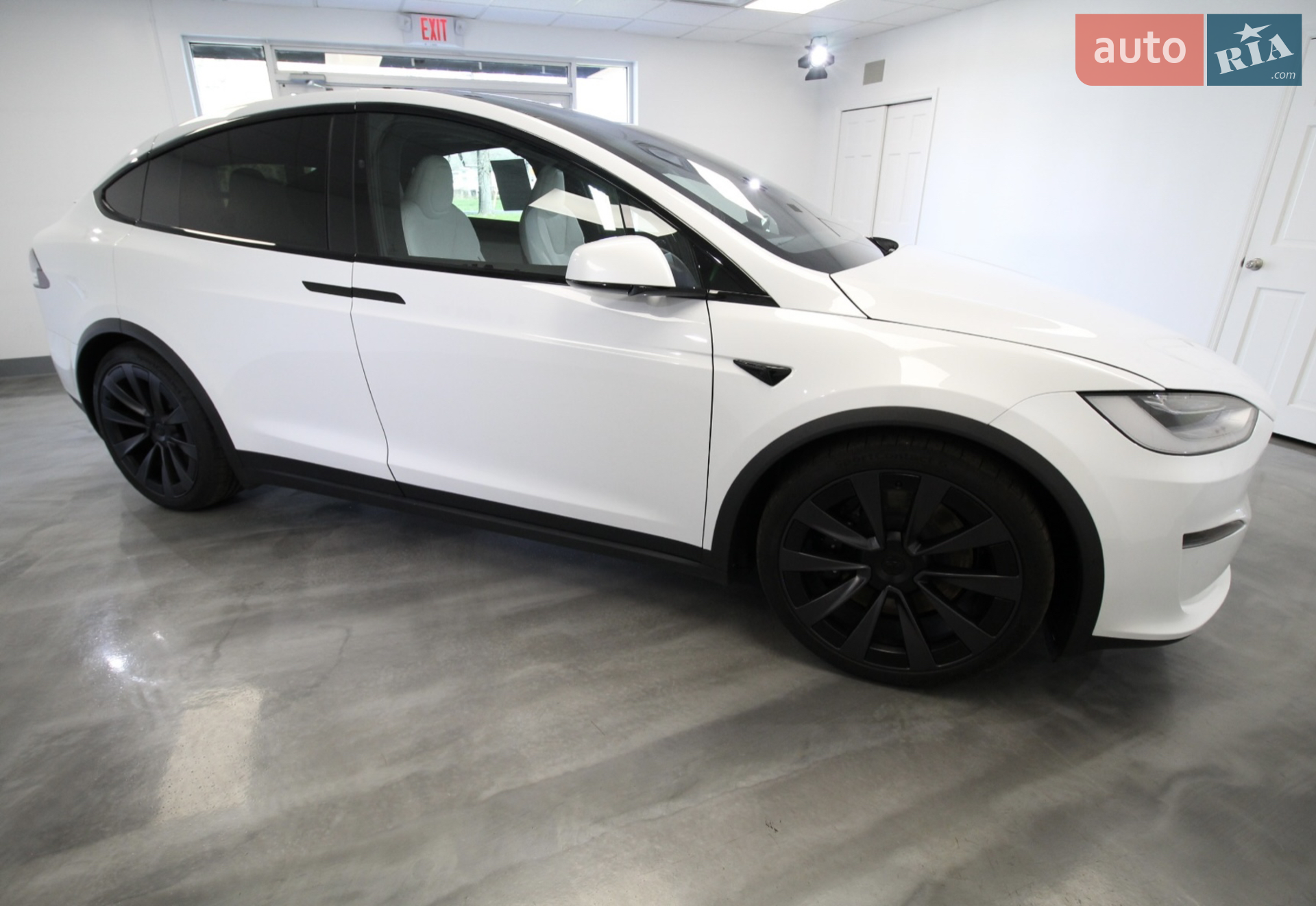 2022 Tesla Model X - мініатюра 10