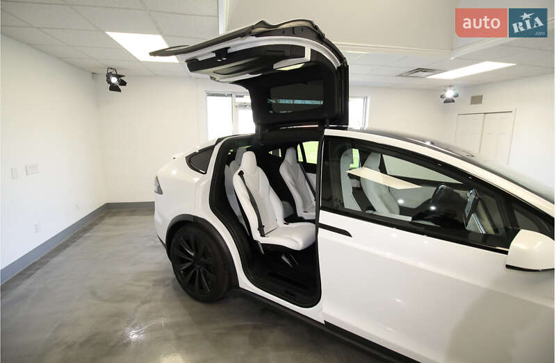 Внедорожник / Кроссовер Tesla Model X 2022 в Днепре