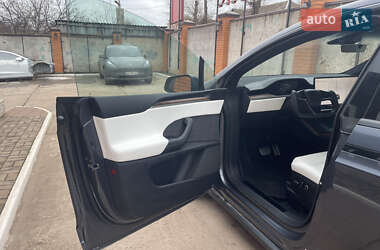 Позашляховик / Кросовер Tesla Model X 2022 в 