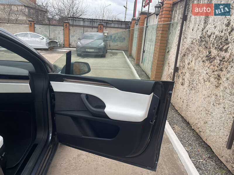 Внедорожник / Кроссовер Tesla Model X 2022 в Кривом Роге