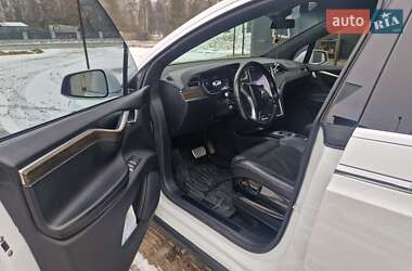Внедорожник / Кроссовер Tesla Model X 2016 в 