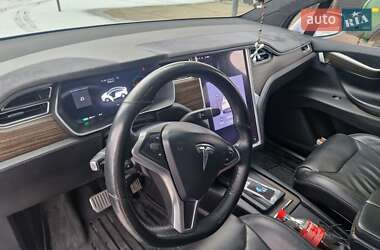 Внедорожник / Кроссовер Tesla Model X 2016 в 