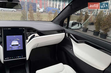 Внедорожник / Кроссовер Tesla Model X 2020 в Киеве