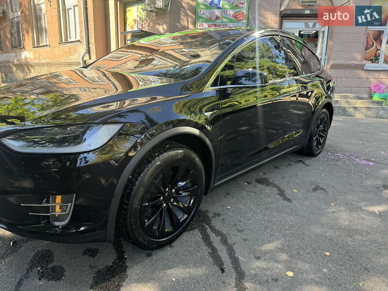 Внедорожник / Кроссовер Tesla Model X 2018 в Днепре